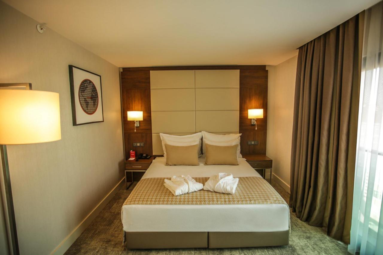 Ramada By Wyndham Isparta Exterior foto